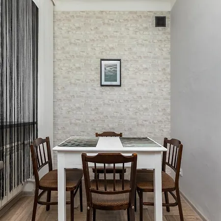 Dąbrowszczaków 6 By Homeprime * Varsovia